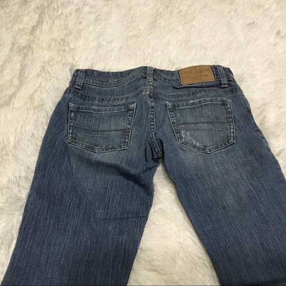 American Eagle Distressed Jeans - Picture 3 of 3